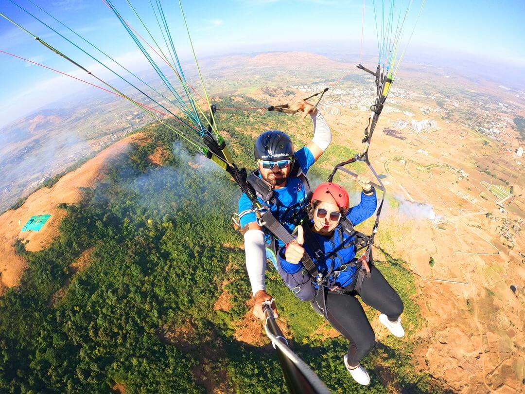 Acro Tandem Paragliding at Kamshet - Image 5